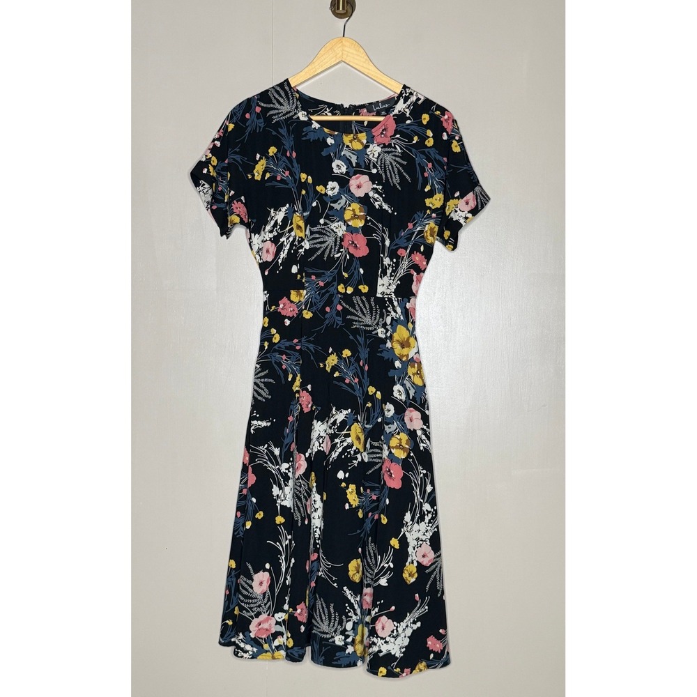 Lulus Black Floral Fit & Flare Dress Short Sleeve Romantic XS - Picture 2 of 10